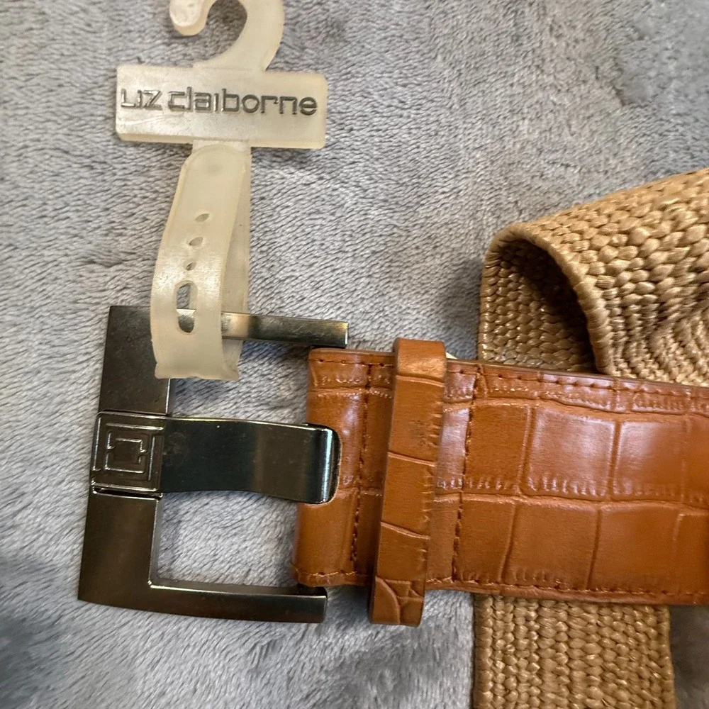 Liz Claiborne Women's Tan Stretch Woven Belt Croc Embossed Buckle Size S/M